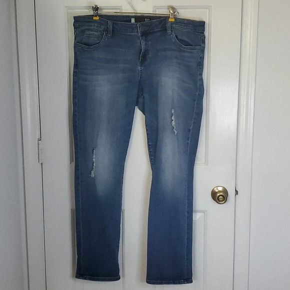 Kut from the Kloth Catherine Boyfriend Distressed Jeans - Picture 1 of 14